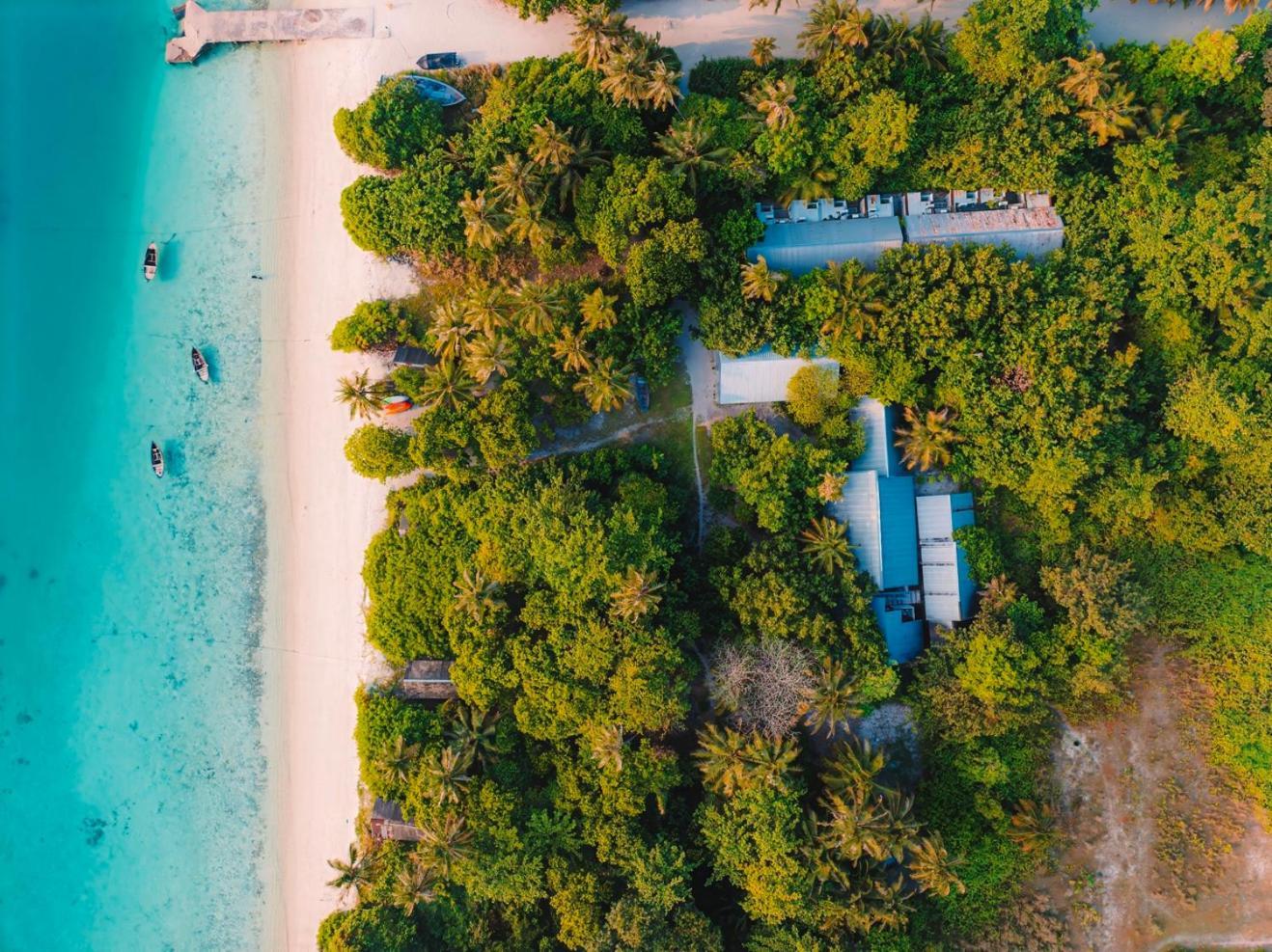 Hotel Mi Lugar Maldives à Nolhivaranfaru Extérieur photo